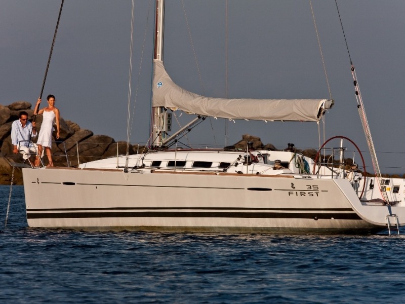 BENETEAU FIRST 35 Segelboote Charter Kroatien
