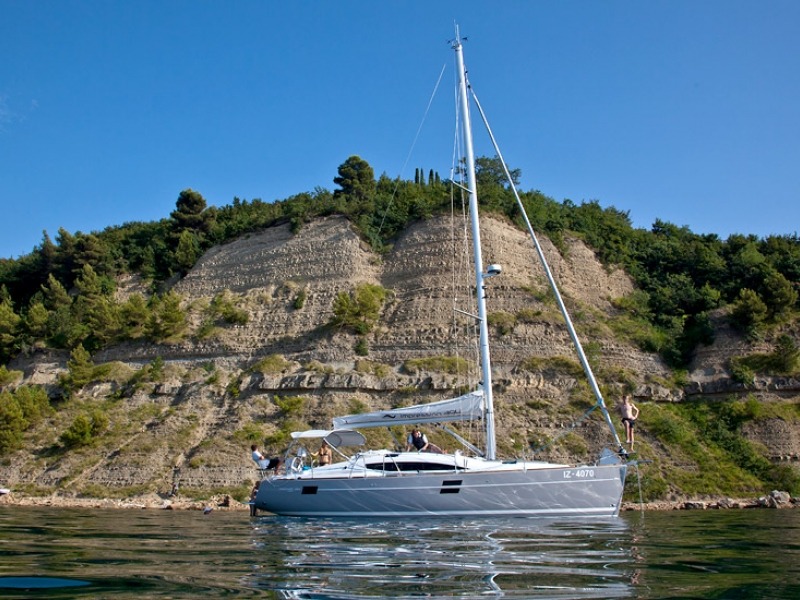 ELAN 394 IMPRESSION Sailboat Charter Croatia