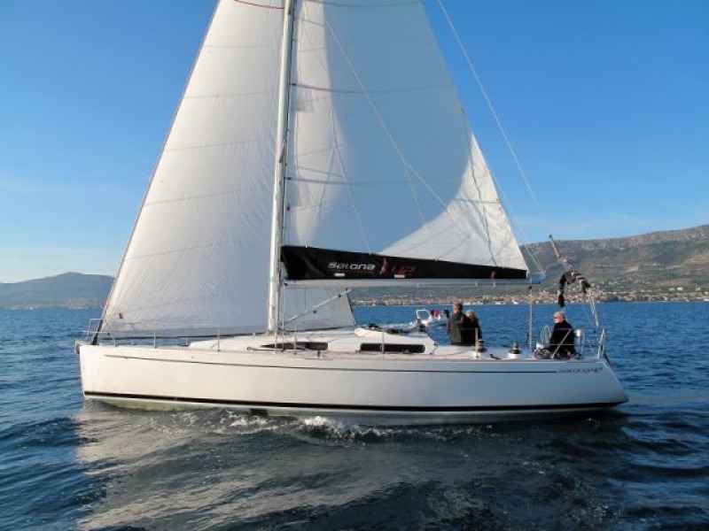 SALONA 42 Segelboote Charter Kroatien