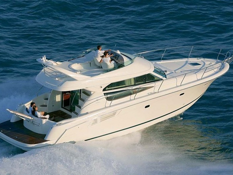 JEANNEAU PRESTIGE 42 FLY Motor Yacht Charter Croatia